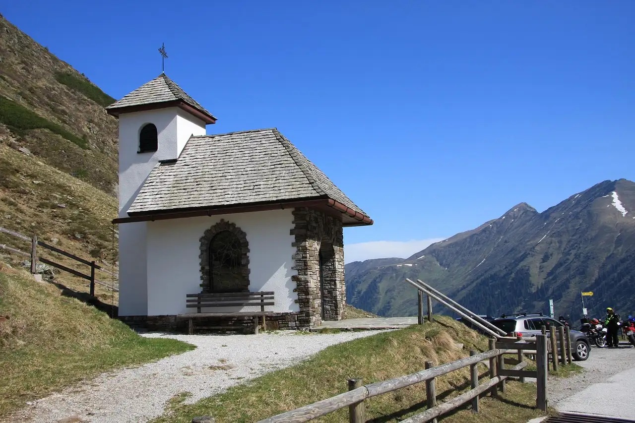 Roofing and Roof Repairs: A Trusted Guide